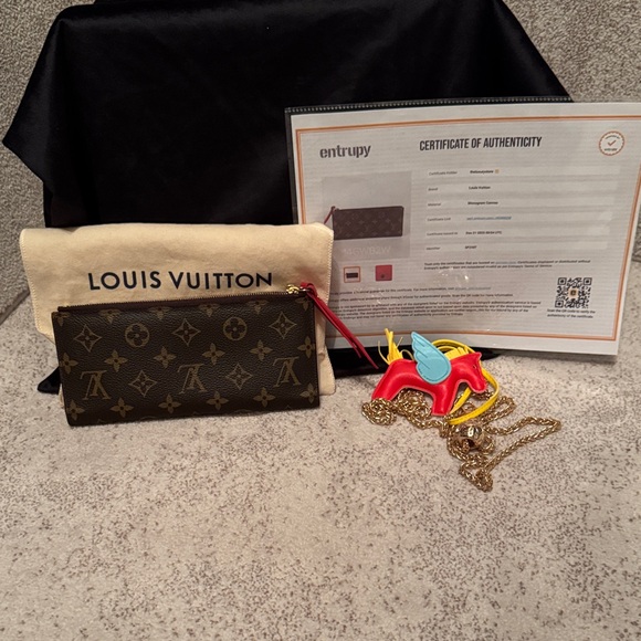 Louis Vuitton Handbags - Louis Vuitton Brown Monogram Pouch with Gold Chain